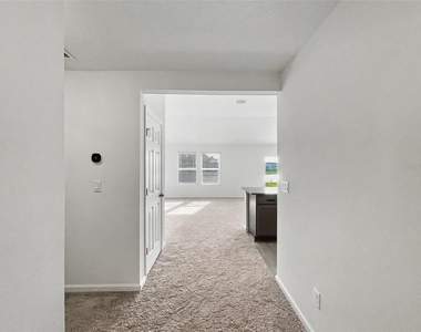 55 Signet Circle - Photo Thumbnail 17