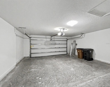 55 Signet Circle - Photo Thumbnail 12