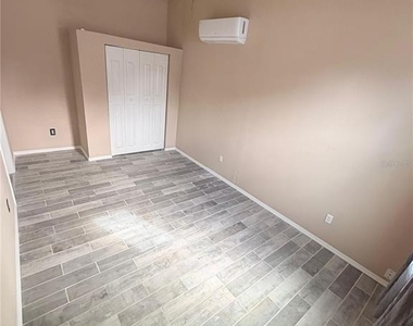 3719 Meadowbreeze Drive - Photo Thumbnail 3