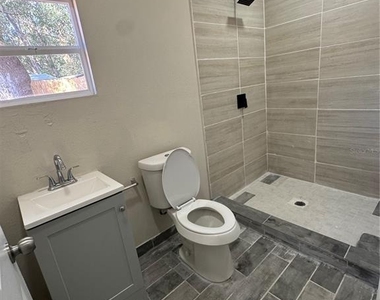 3719 Meadowbreeze Drive - Photo Thumbnail 6