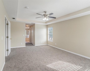 8602 Sandy Plains Drive - Photo Thumbnail 12