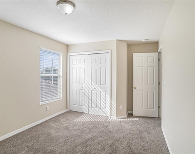 8602 Sandy Plains Drive - Photo Thumbnail 19