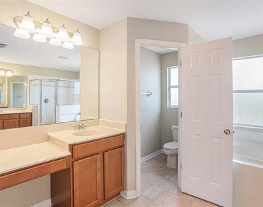 8602 Sandy Plains Drive - Photo Thumbnail 15