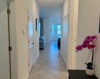 12140 Wellen Golf Street - Photo Thumbnail 7
