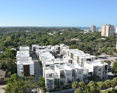239 Cosmopolitan Court - Photo Thumbnail 28
