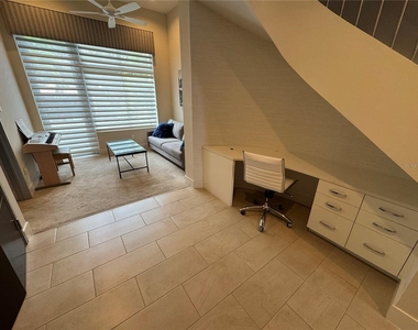 239 Cosmopolitan Court - Photo Thumbnail 2