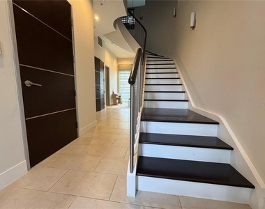 239 Cosmopolitan Court - Photo Thumbnail 1