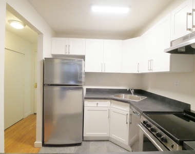 317 East 91st Street - Photo Thumbnail 9