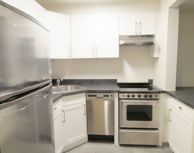 317 East 91st Street - Photo Thumbnail 8