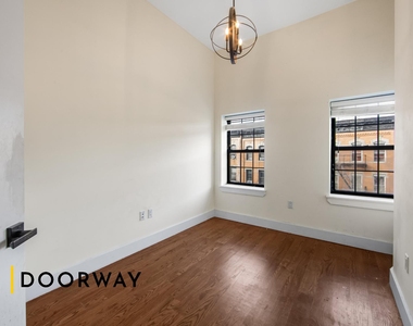 620 Wilson Avenue - Photo Thumbnail 3