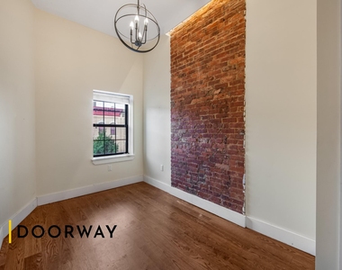 620 Wilson Avenue - Photo Thumbnail 1