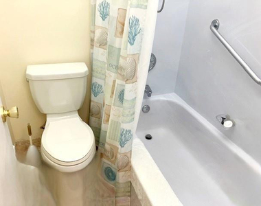 2901 Nw 47th Terrace - Photo Thumbnail 17