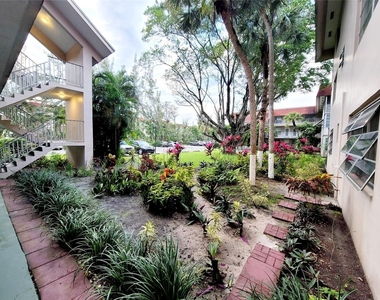 2901 Nw 47th Terrace - Photo Thumbnail 15