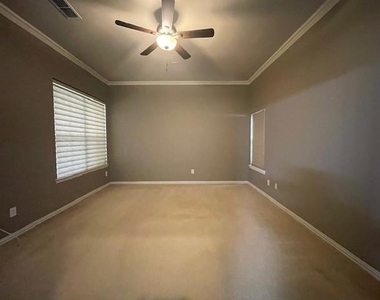 8525 Hudson Street - Photo Thumbnail 10