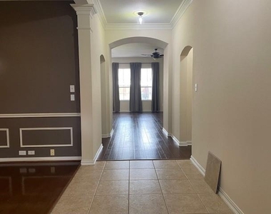8525 Hudson Street - Photo Thumbnail 2