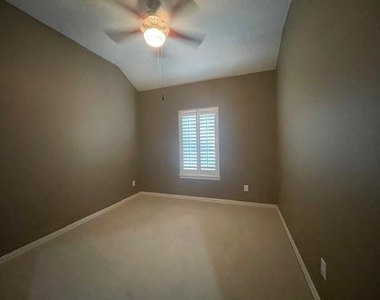 8525 Hudson Street - Photo Thumbnail 15