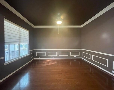 8525 Hudson Street - Photo Thumbnail 3