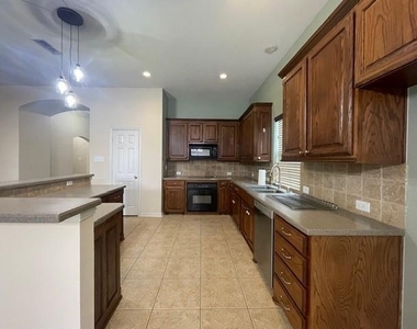 8525 Hudson Street - Photo Thumbnail 6