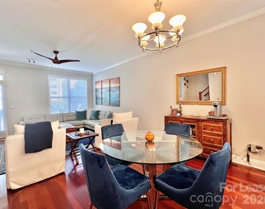833 W 4th Street - Photo Thumbnail 5