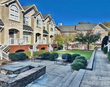 833 W 4th Street - Photo Thumbnail 30