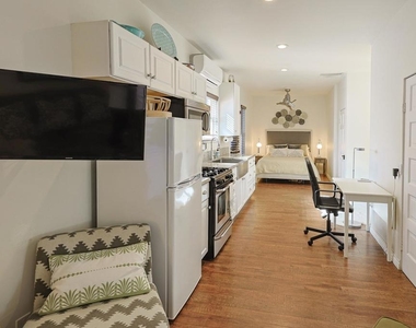 205.5 C Avenue - Photo Thumbnail 15