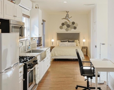 205.5 C Avenue - Photo Thumbnail 16