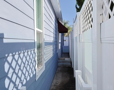 205.5 C Avenue - Photo Thumbnail 1