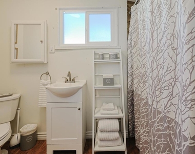 205.5 C Avenue - Photo Thumbnail 17