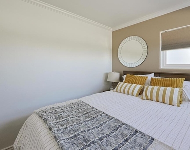 207 C Avenue - Photo Thumbnail 10