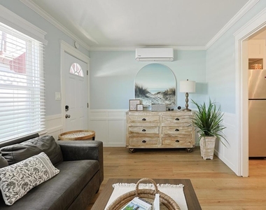 207 C Avenue - Photo Thumbnail 13