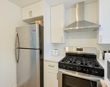207 C Avenue - Photo Thumbnail 20