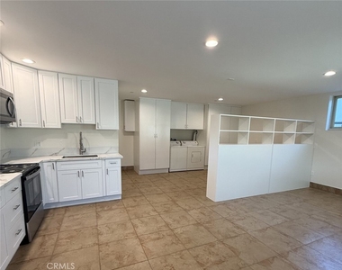 2954 Hermosa Avenue - Photo Thumbnail 3
