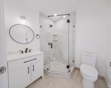 2954 Hermosa Avenue - Photo Thumbnail 10