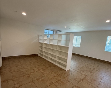 2954 Hermosa Avenue - Photo Thumbnail 8