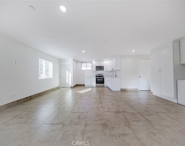 2954 Hermosa Avenue - Photo Thumbnail 9