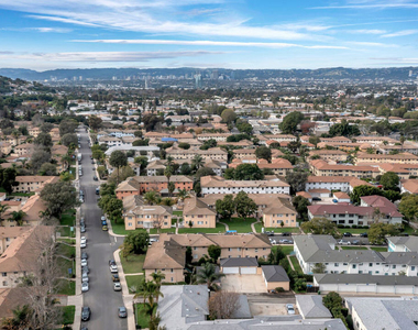 4086 Abourne Road - Photo Thumbnail 12