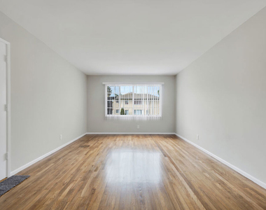 4086 Abourne Road - Photo Thumbnail 14