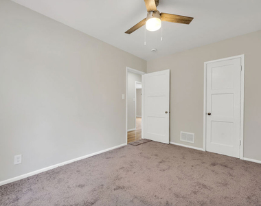 4086 Abourne Road - Photo Thumbnail 24