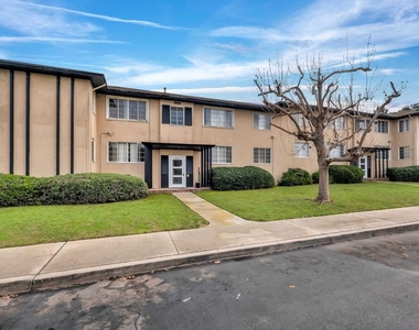 4086 Abourne Road - Photo Thumbnail 34