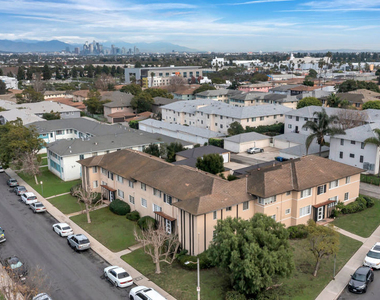 4086 Abourne Road - Photo Thumbnail 4