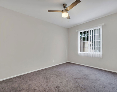 4086 Abourne Road - Photo Thumbnail 23