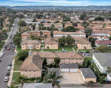 4086 Abourne Road - Photo Thumbnail 9