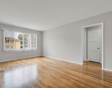 4086 Abourne Road - Photo Thumbnail 13