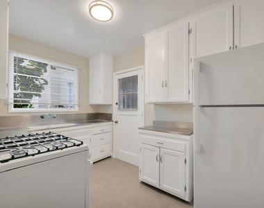 4086 Abourne Road - Photo Thumbnail 27