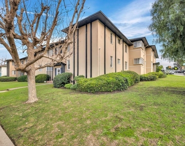 4086 Abourne Road - Photo Thumbnail 35