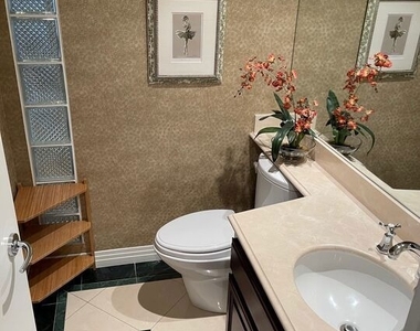 2142 Century Park Lane - Photo Thumbnail 2