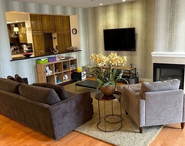 2142 Century Park Lane - Photo Thumbnail 1