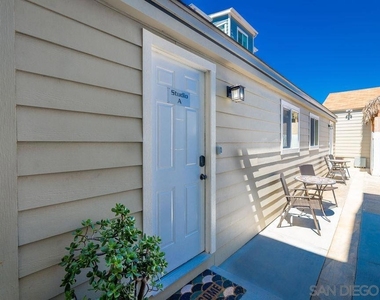 841 Beryl St - Photo Thumbnail 16