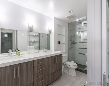575 6th Ave - Photo Thumbnail 16