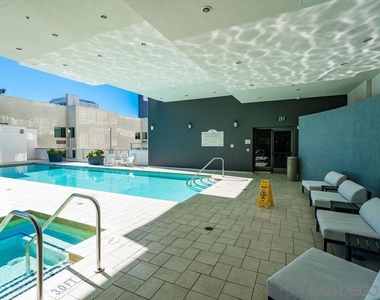 575 6th Ave - Photo Thumbnail 26